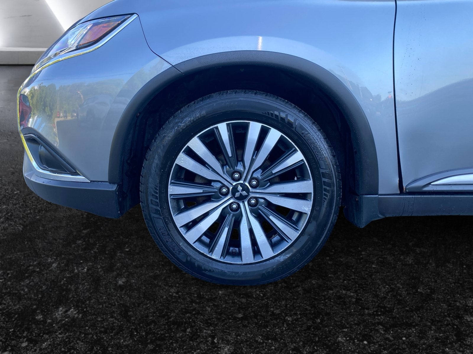 2020 Mitsubishi Outlander Base