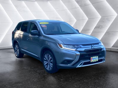 2020 Mitsubishi Outlander Base