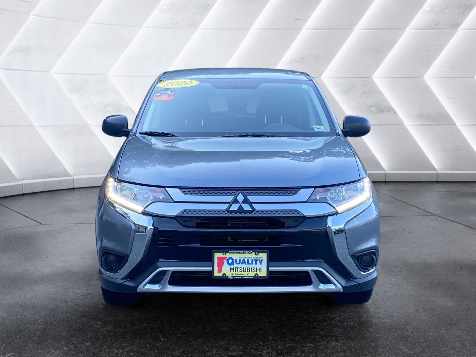 2020 Mitsubishi Outlander Base