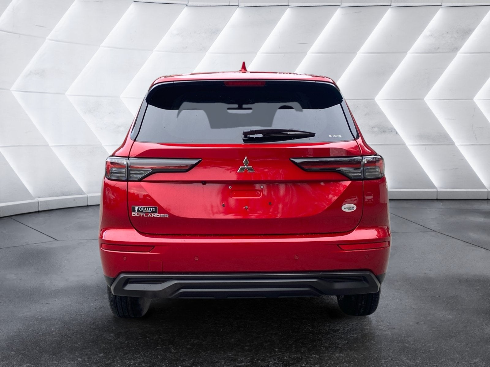 2027 Mitsubishi Outlander ES