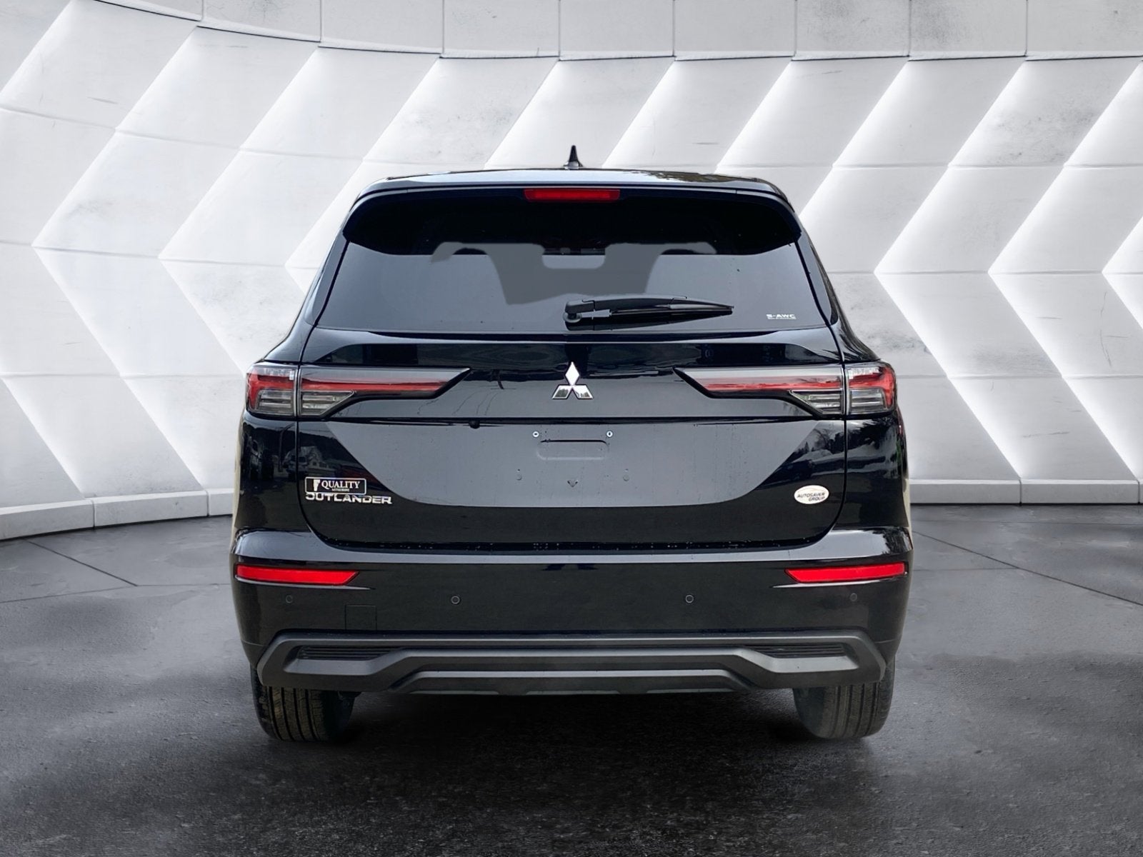 2026 Mitsubishi Outlander ES