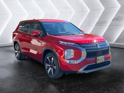 2025 Mitsubishi Outlander SE