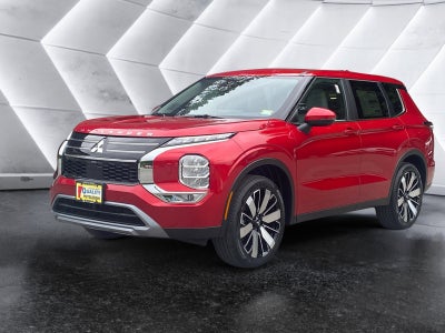 2025 Mitsubishi Outlander SE