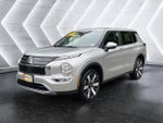 2025 Mitsubishi Outlander SE 7 Passenger