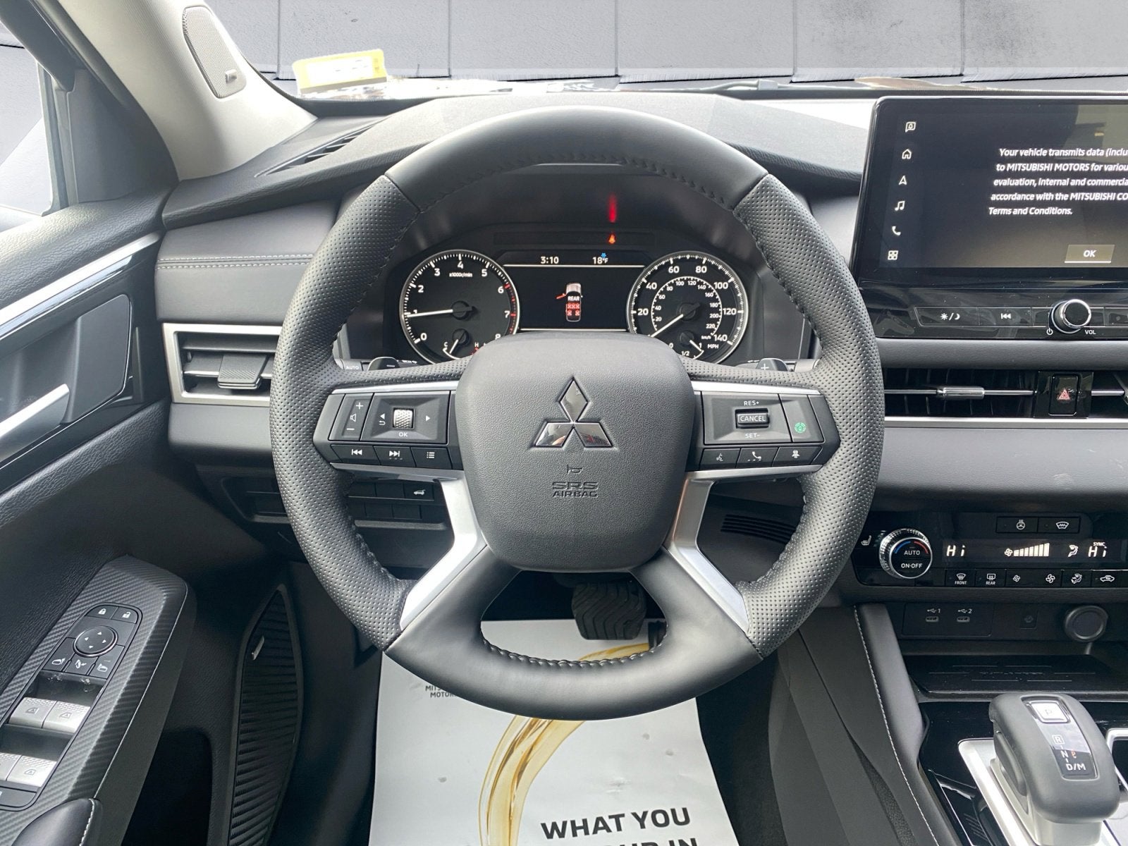 2026 Mitsubishi Outlander SE