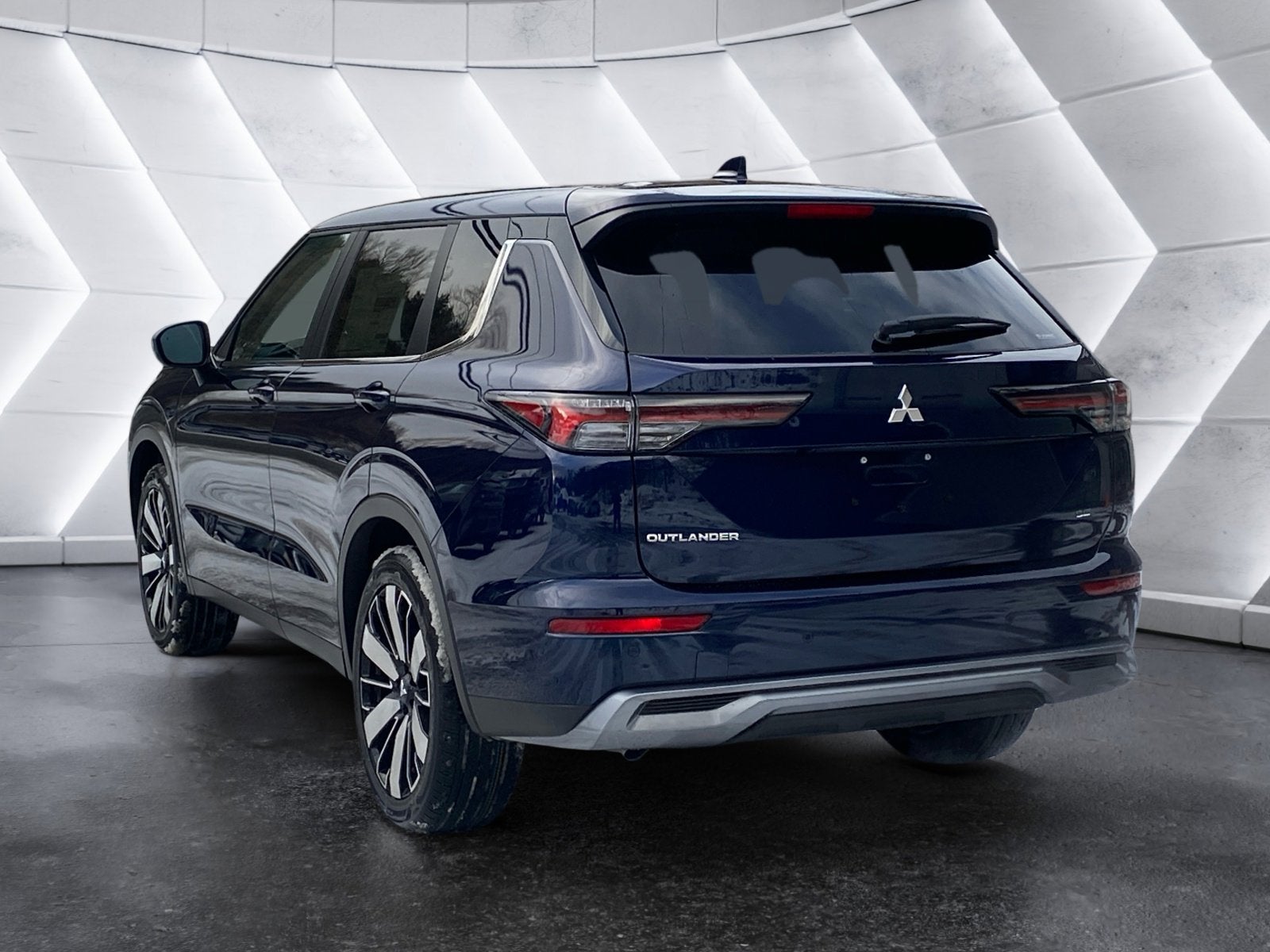 2026 Mitsubishi Outlander SE