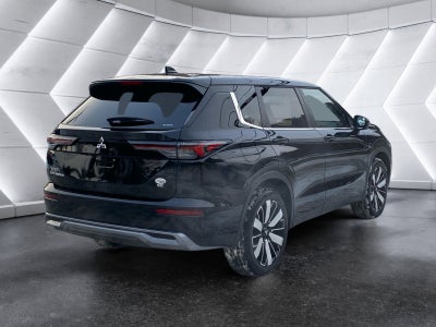 2026 Mitsubishi Outlander SE