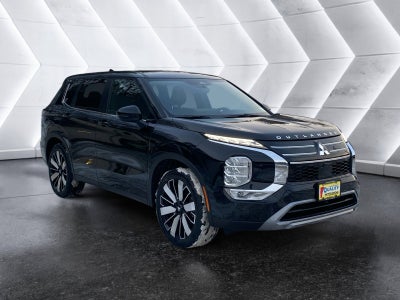 2026 Mitsubishi Outlander SE