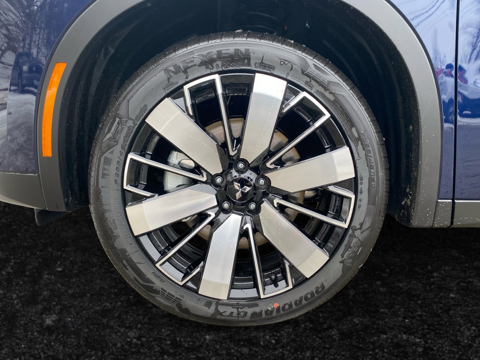 2026 Mitsubishi Outlander SE