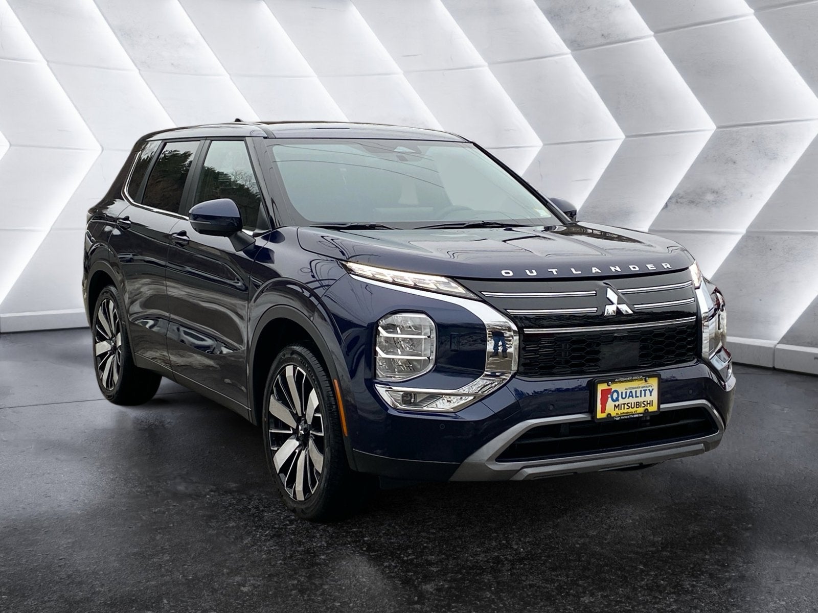 2026 Mitsubishi Outlander SE