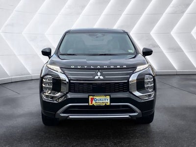 2026 Mitsubishi Outlander SE