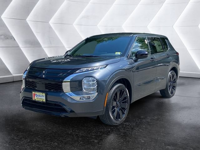 2026 Mitsubishi Outlander LE