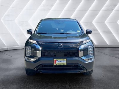 2026 Mitsubishi Outlander LE