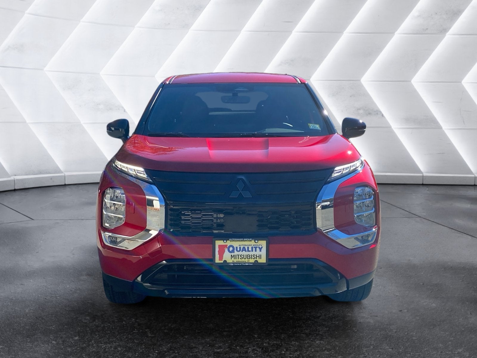 2027 Mitsubishi Outlander LE