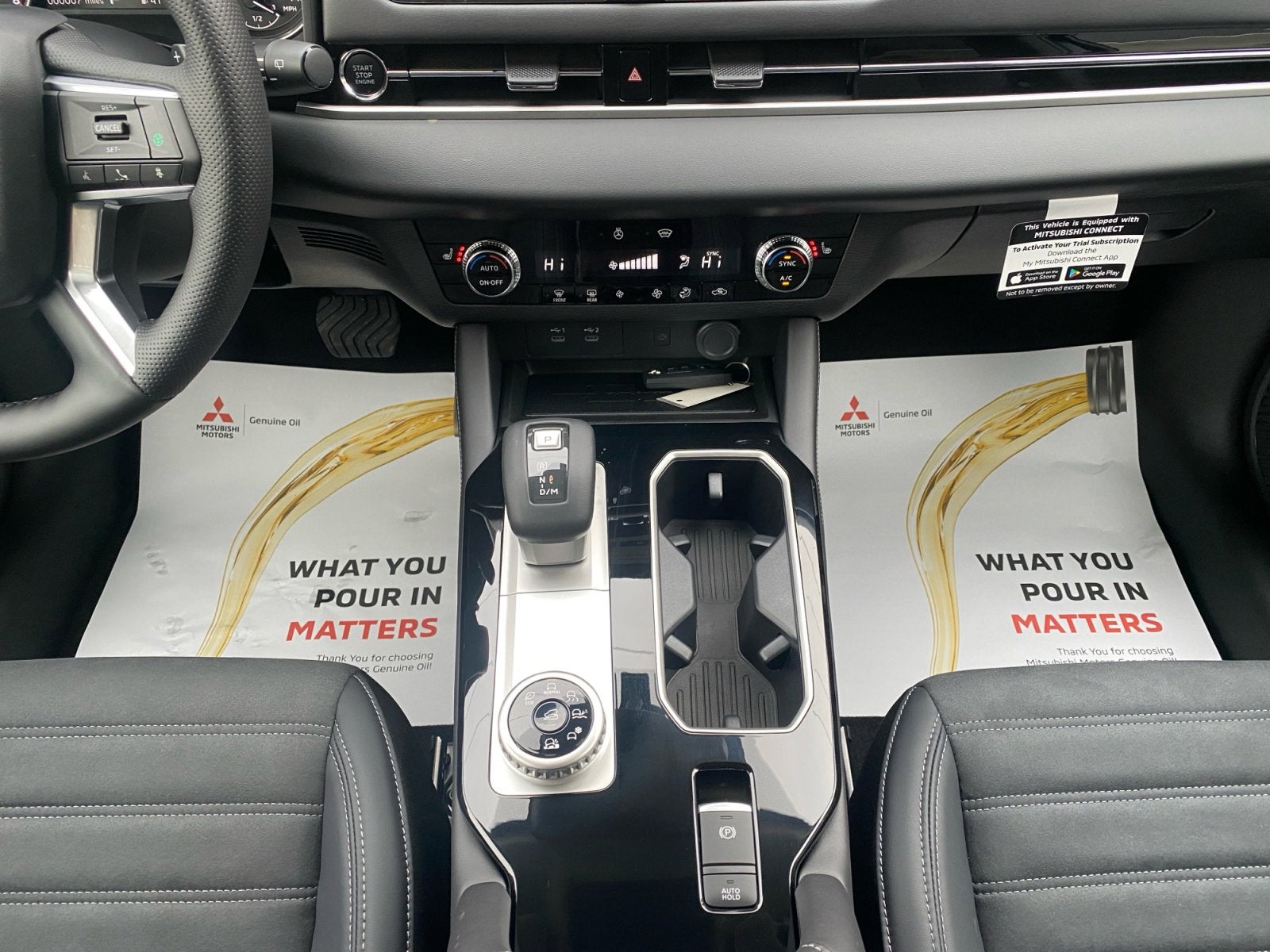 2026 Mitsubishi Outlander SE