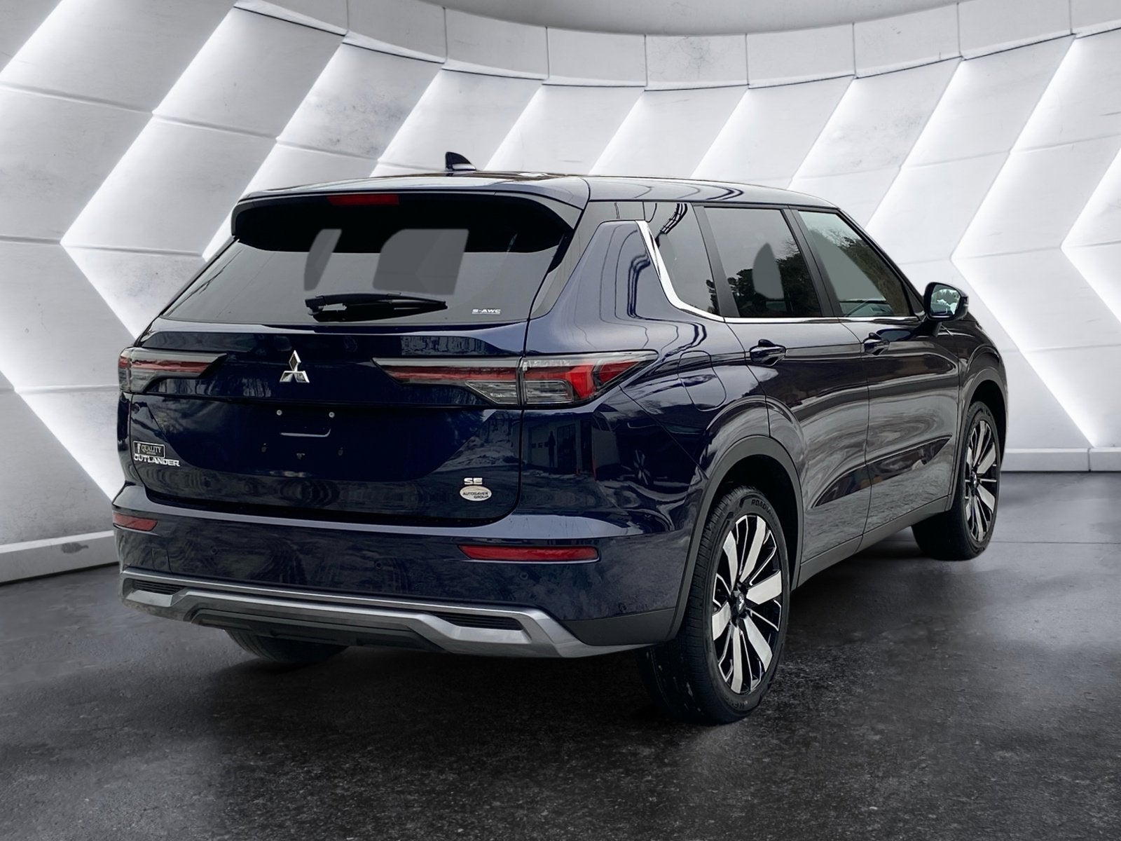 2026 Mitsubishi Outlander SE