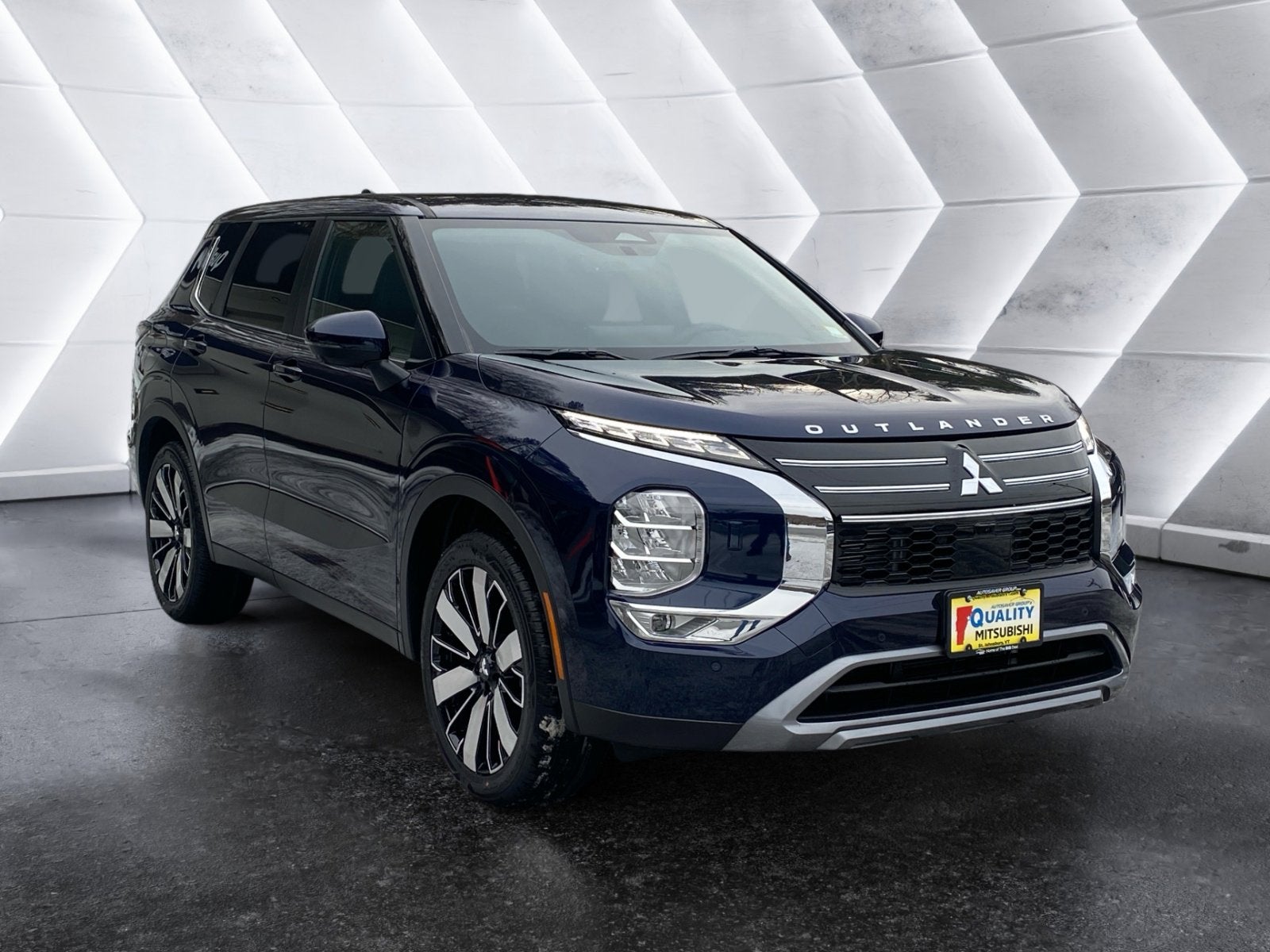 2026 Mitsubishi Outlander SE