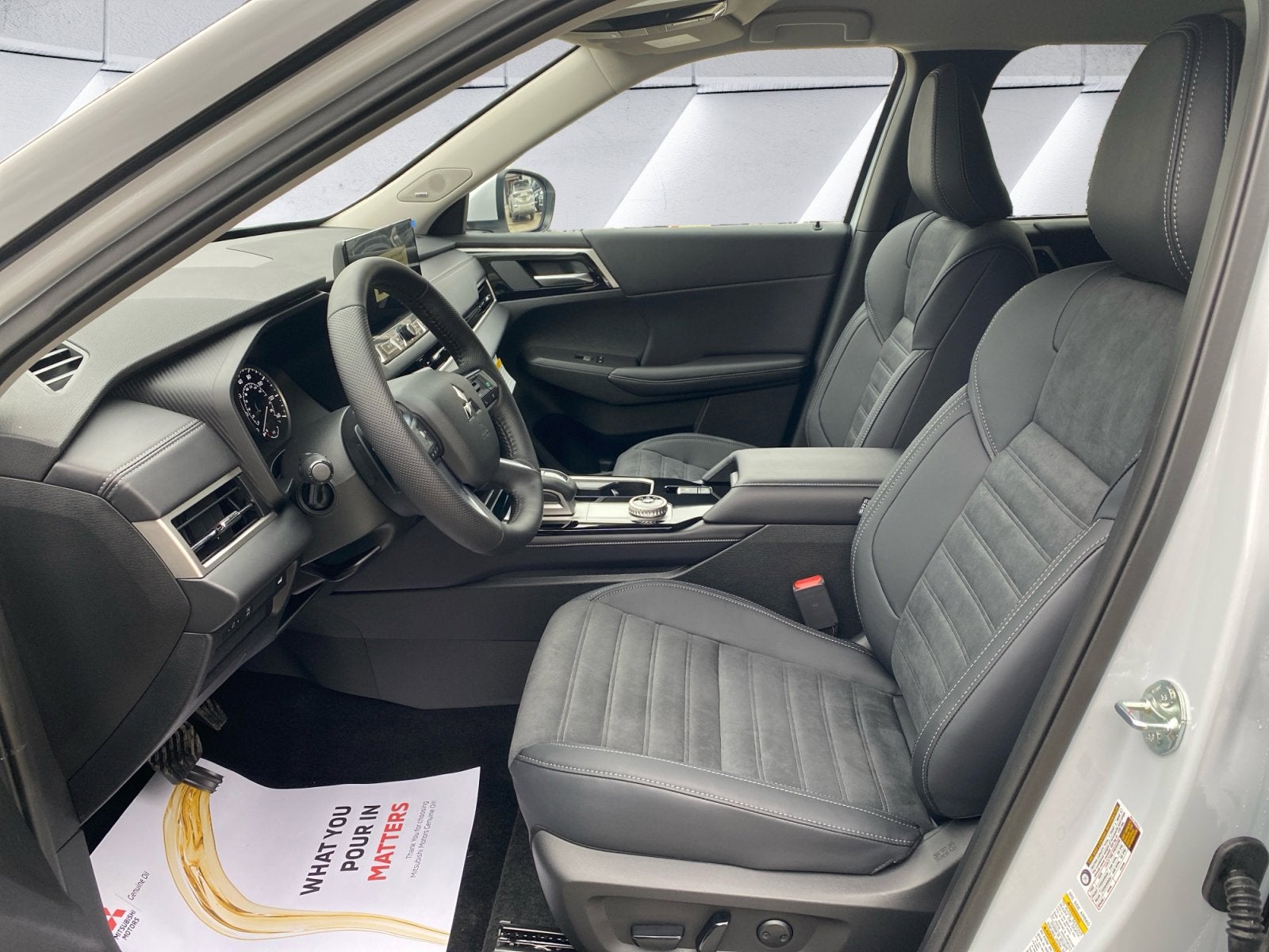 2026 Mitsubishi Outlander SE