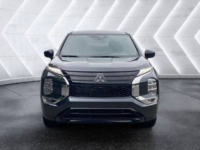 2026 Mitsubishi Outlander LE
