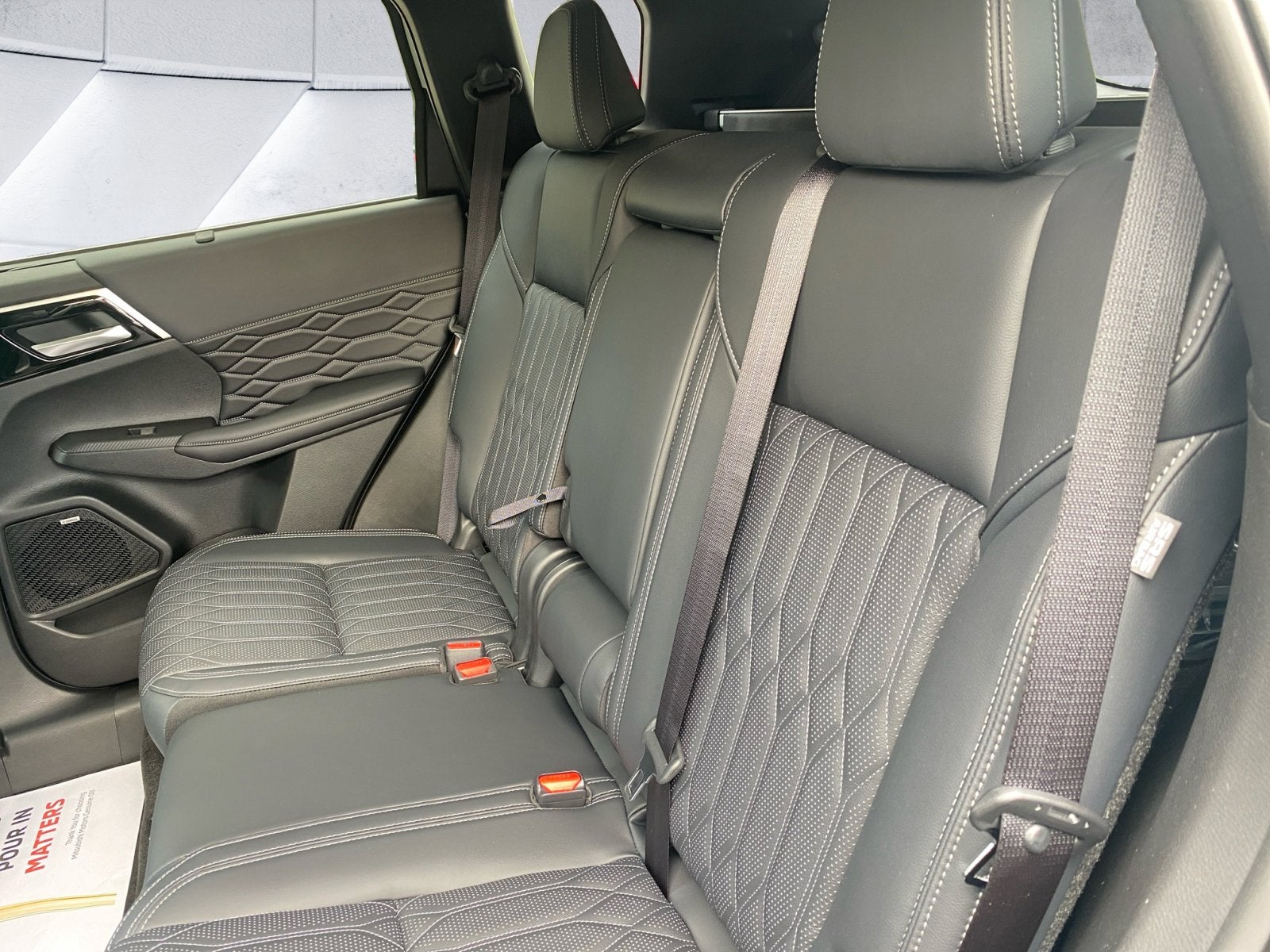 2025 Mitsubishi Outlander SEL