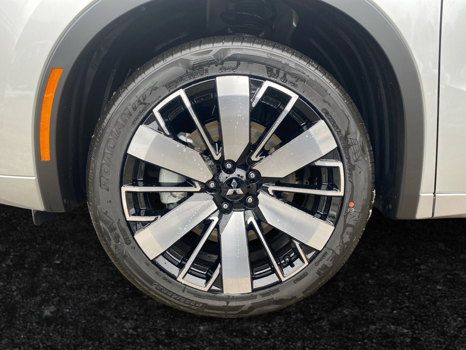 2026 Mitsubishi Outlander SEL