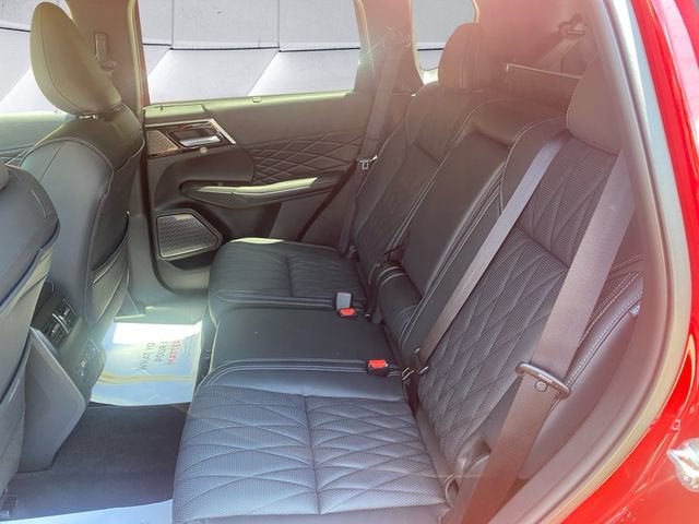 2026 Mitsubishi Outlander Black Edition