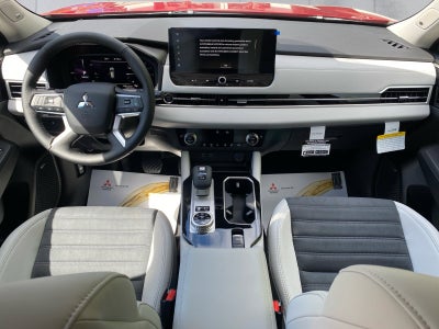 2026 Mitsubishi Outlander Plug-In Hybrid SE