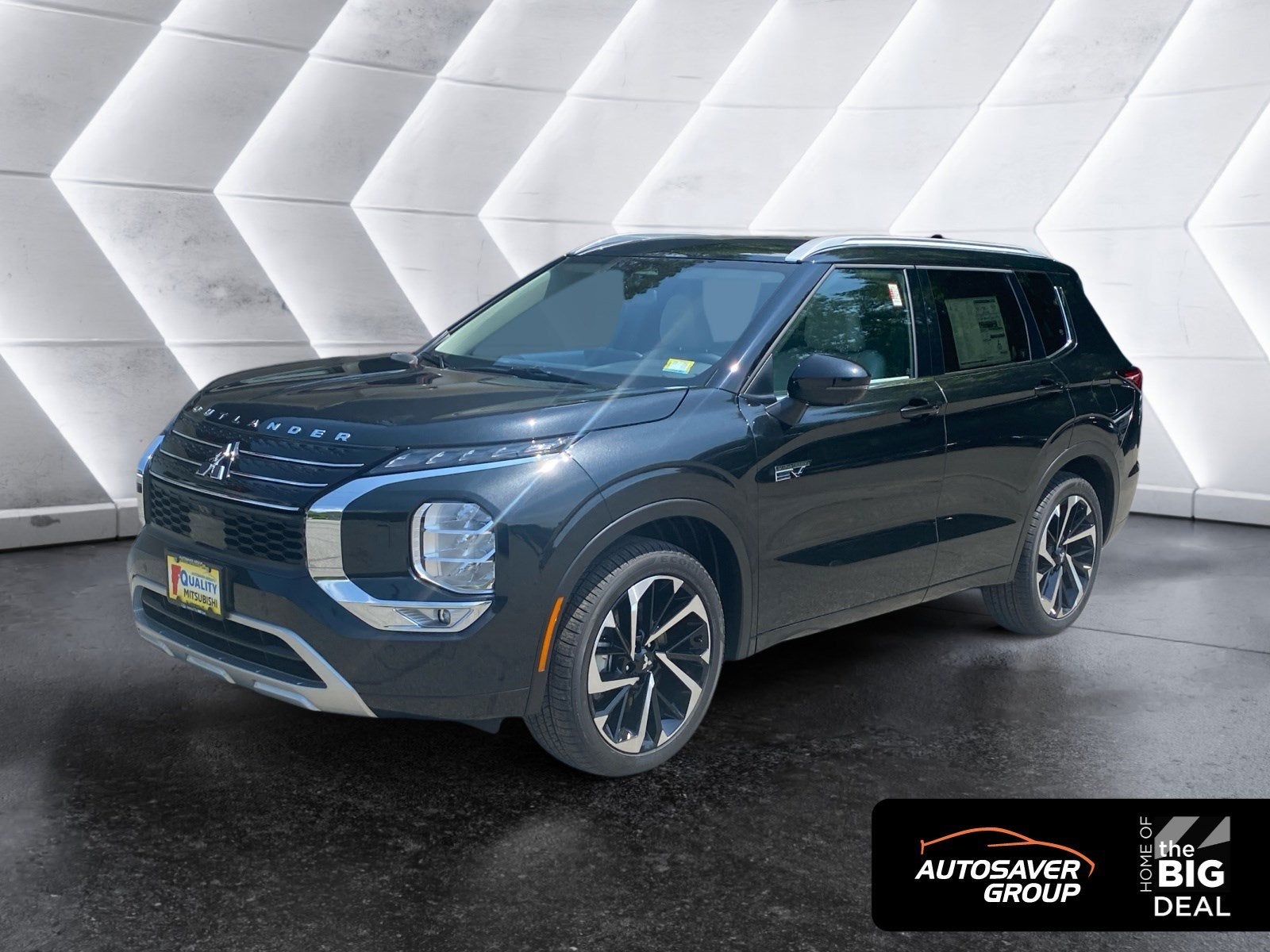 2025 Mitsubishi Outlander Plug-In Hybrid SEL