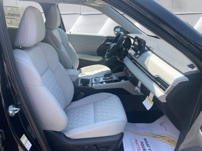 2025 Mitsubishi Outlander Plug-In Hybrid SEL