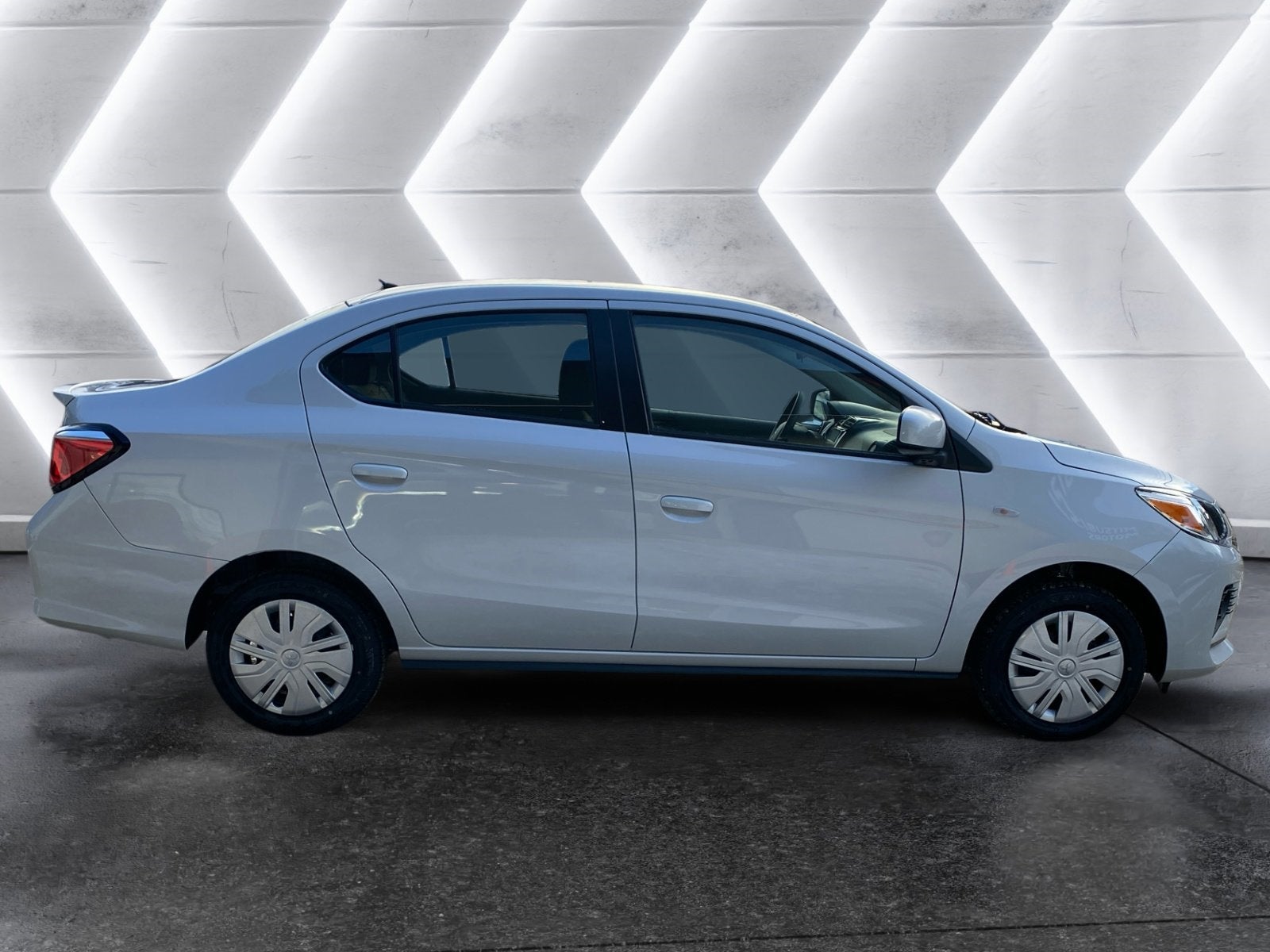 2024 Mitsubishi Mirage G4 ES