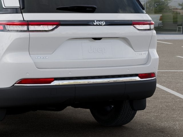 2027 Jeep Grand Cherokee Laredo X