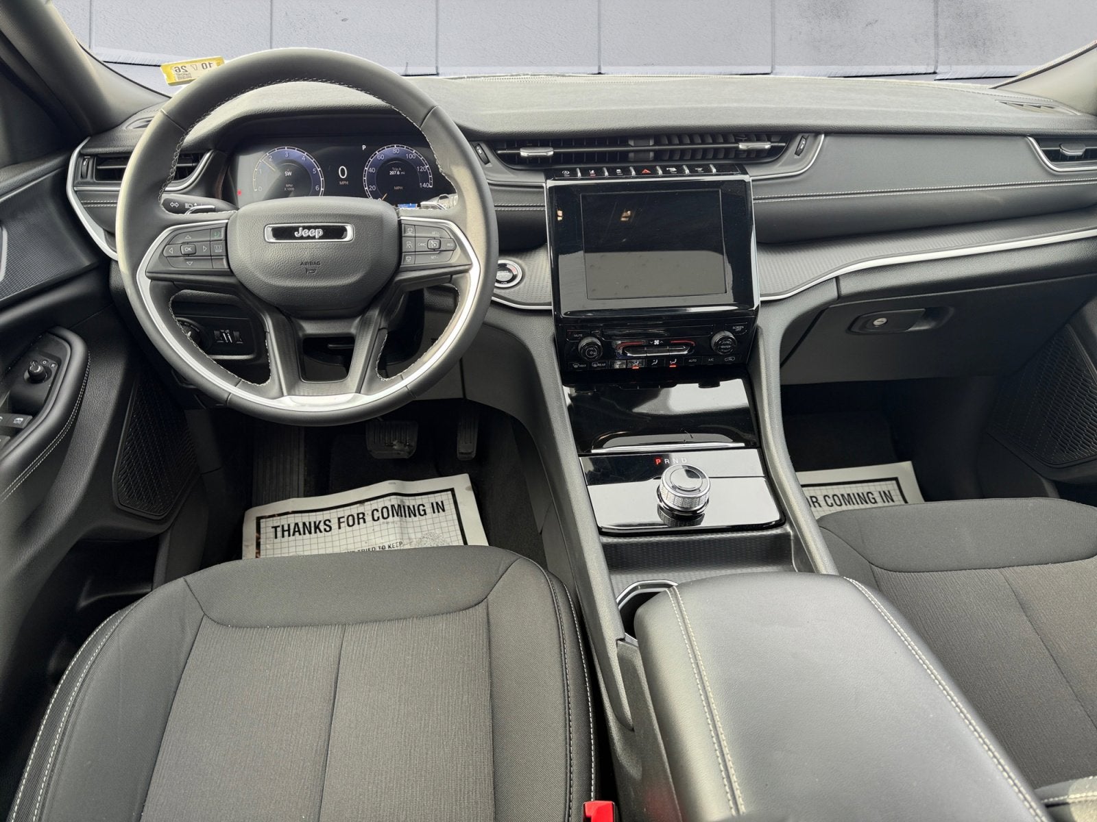 2025 Jeep Grand Cherokee Laredo