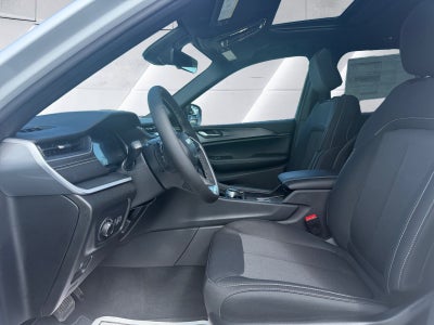 2026 Jeep Grand Cherokee Laredo X