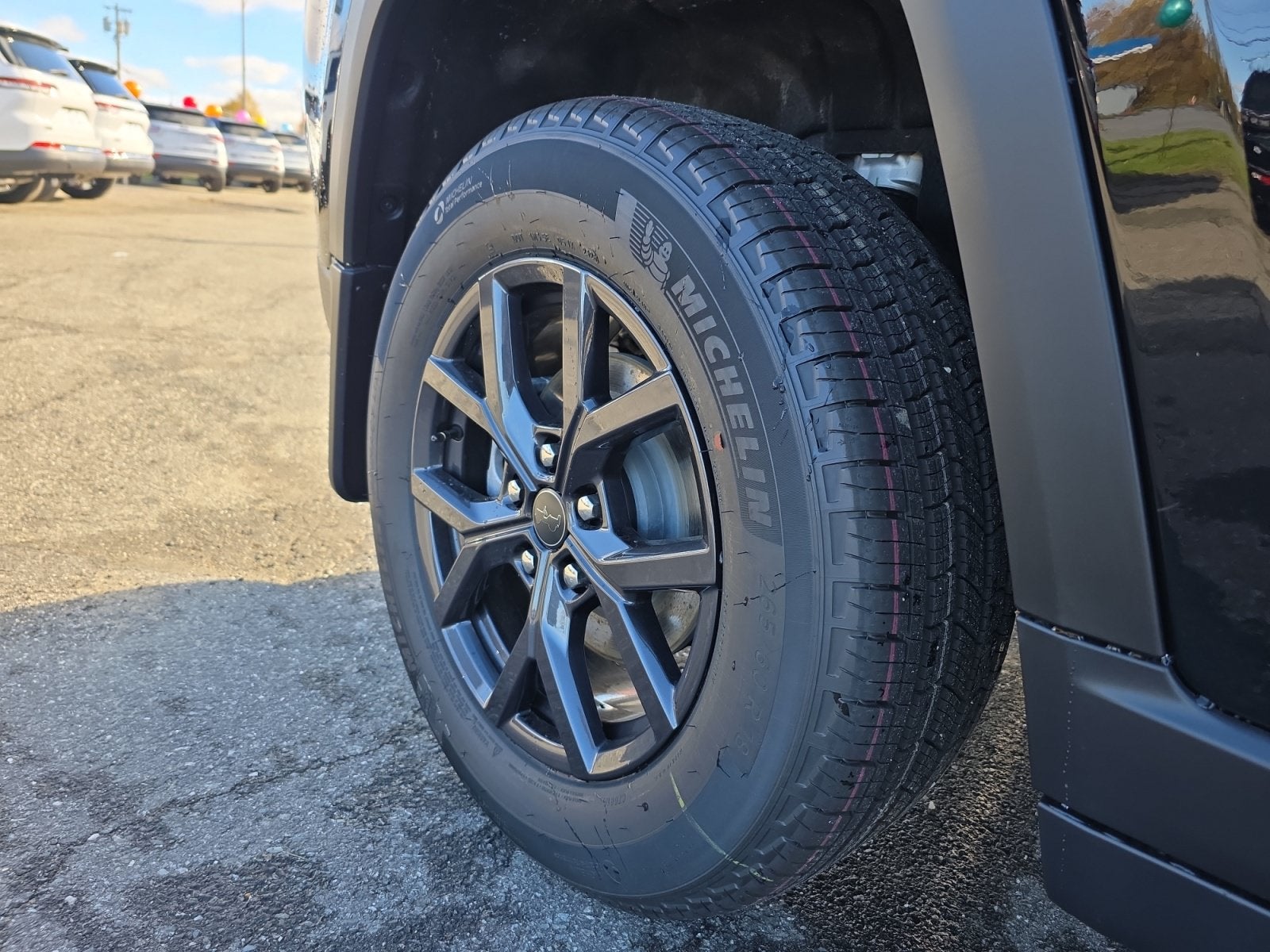 2027 Jeep Grand Cherokee Laredo Altitude
