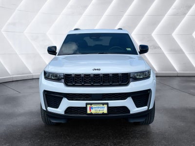 2026 Jeep Grand Cherokee Laredo Altitude
