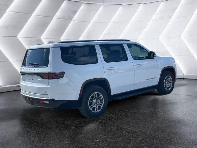 2023 Jeep Wagoneer Base