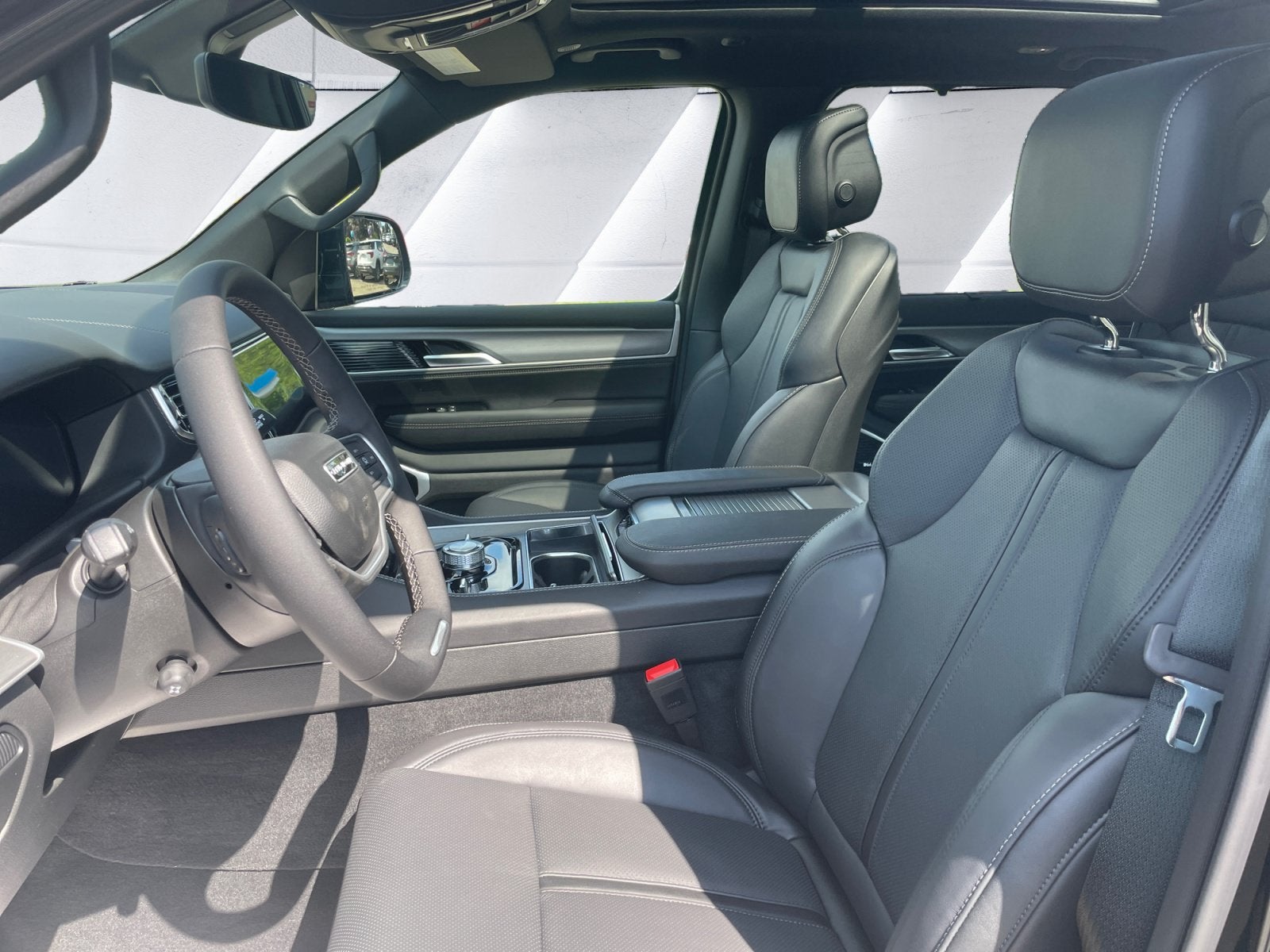 2026 Jeep Grand Wagoneer Limited Reserve
