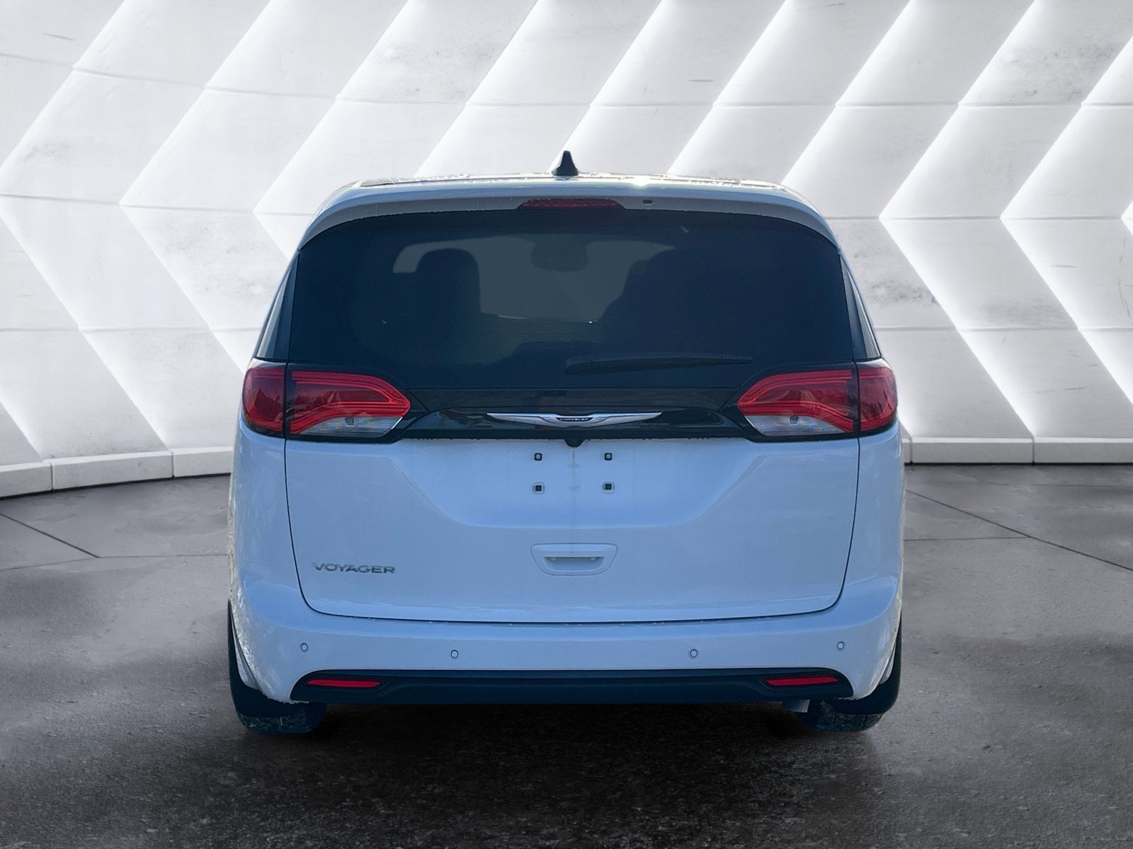 2026 Chrysler Voyager LX