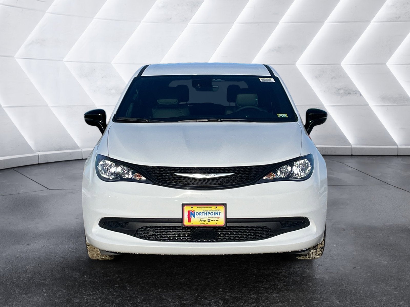 2026 Chrysler Voyager LX