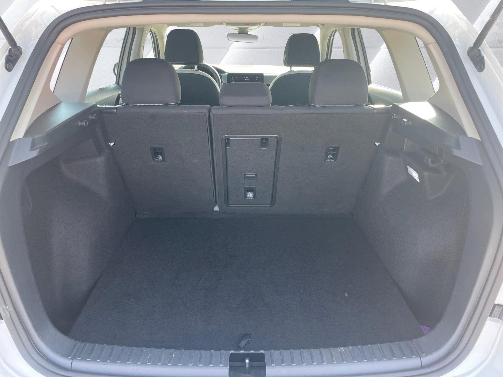 2025 Volkswagen Taos S