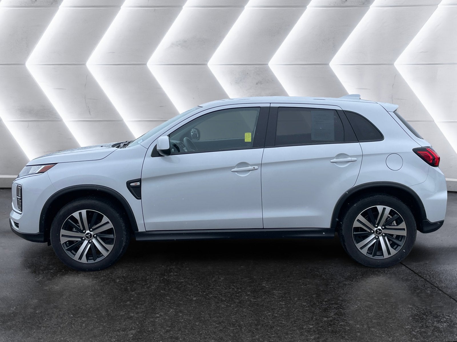 2025 Mitsubishi Outlander Sport 2.0 ES