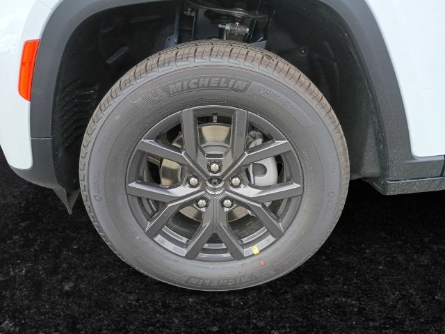 2027 Jeep Grand Cherokee Altitude