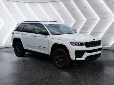 2027 Jeep Grand Cherokee Altitude
