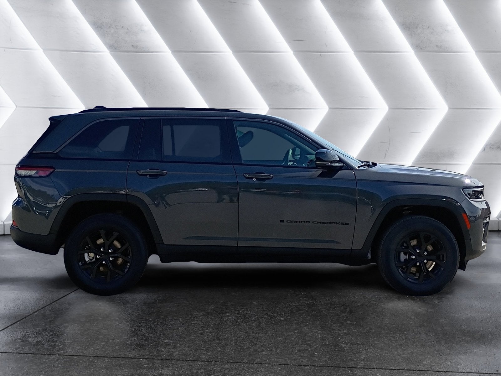 2026 Jeep Grand Cherokee Laredo