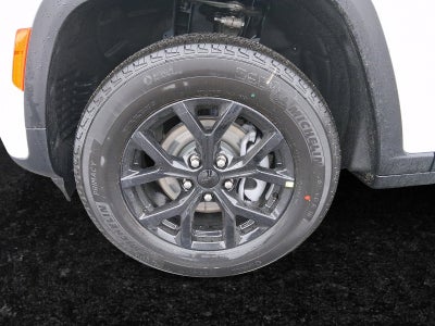 2026 Jeep Grand Cherokee Laredo