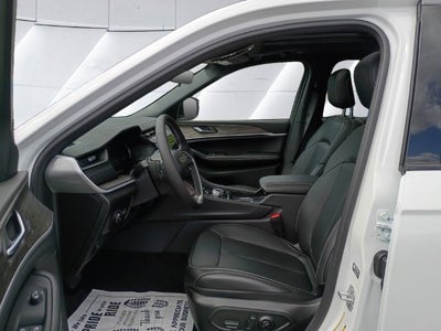 2027 Jeep Grand Cherokee Limited