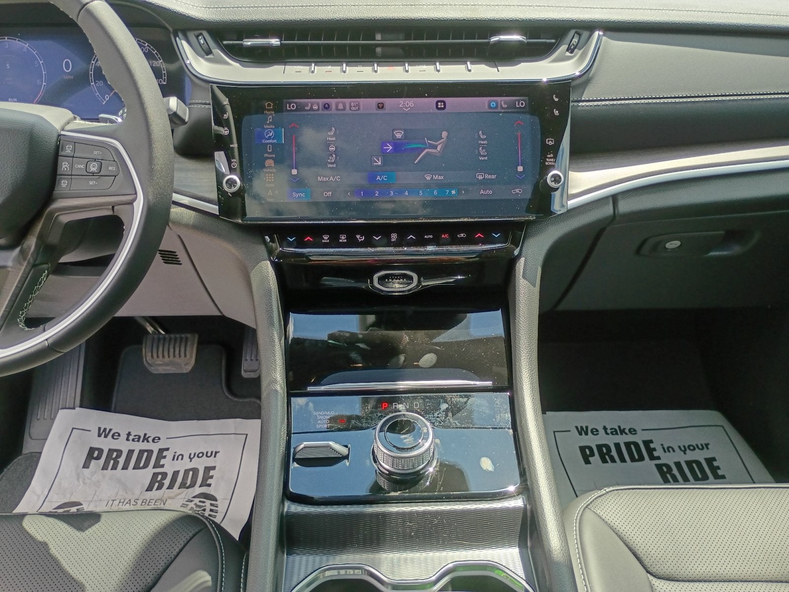 2026 Jeep Grand Cherokee Limited Reserve