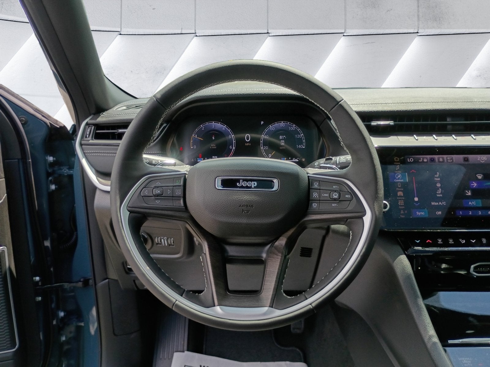 2026 Jeep Grand Cherokee Limited Reserve