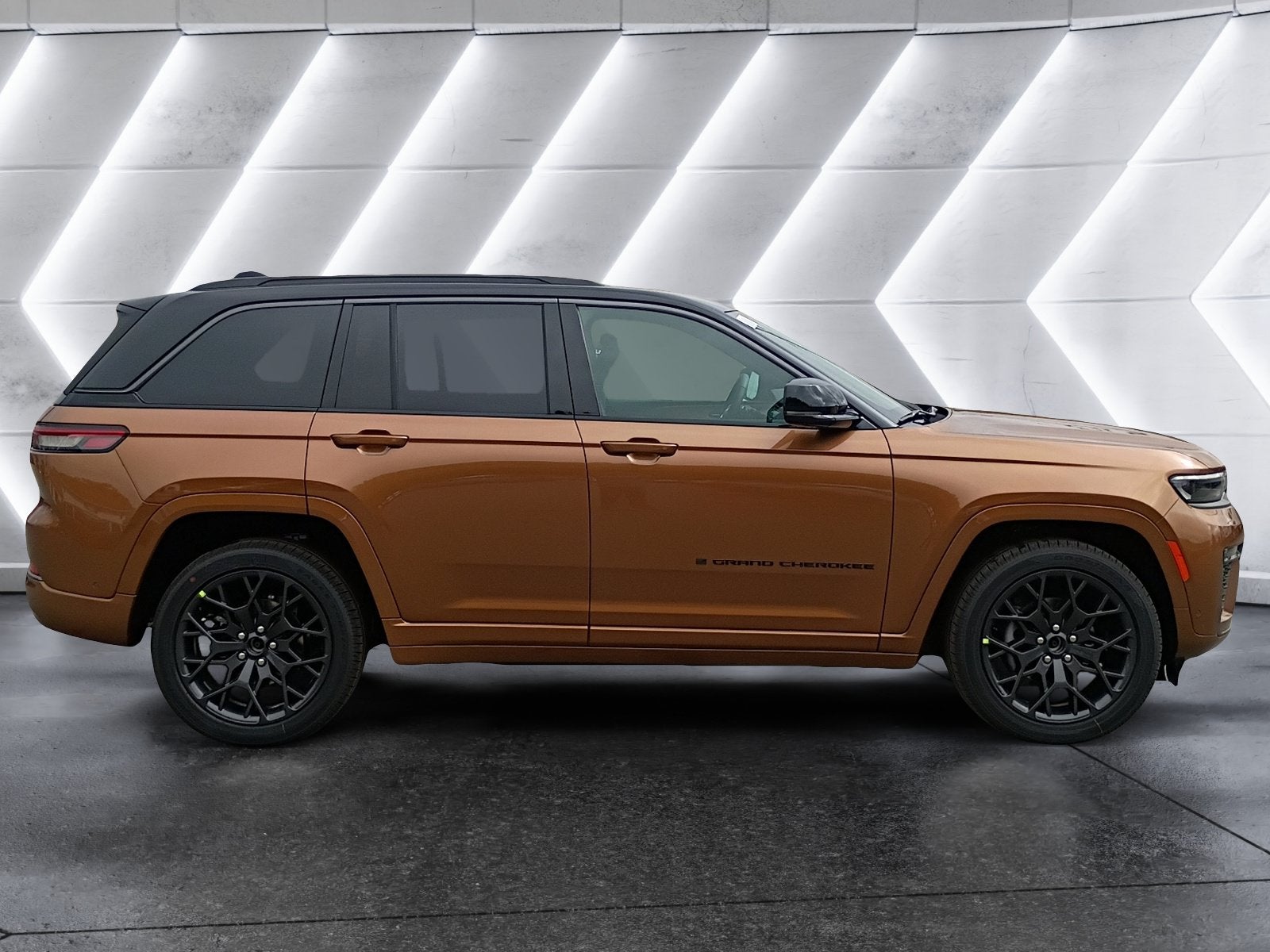 2027 Jeep Grand Cherokee Summit