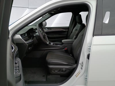 2027 Jeep Grand Cherokee L Laredo Altitude